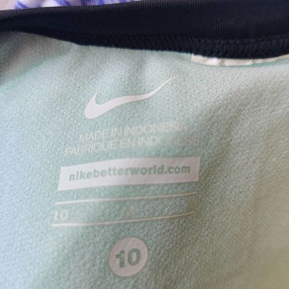 Nike striped halter athletic tank top sz M/10 - Picture 8 of 8